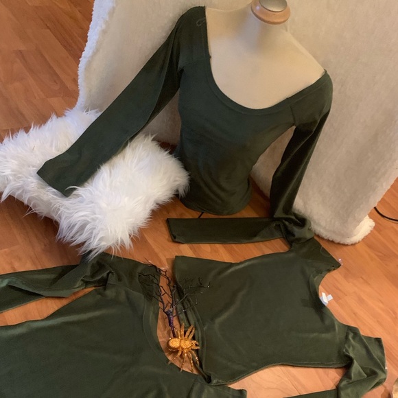 Top - Picture 1 of 1